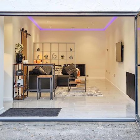 The Studio, Luxury Modern Apartment In The South Hams, Stunning Walks On The Doorstep, A 20 Minute Drive To The Beautiful Sandy Beaches, Quiet Courtyard Setting, Shops, Bars And Restaurants A Short Walk Away! Ivybridge Buitenkant foto