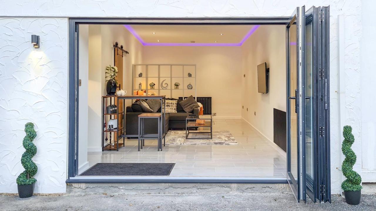 The Studio, Luxury Modern Apartment In The South Hams, Stunning Walks On The Doorstep, A 20 Minute Drive To The Beautiful Sandy Beaches, Quiet Courtyard Setting, Shops, Bars And Restaurants A Short Walk Away! Ivybridge Buitenkant foto